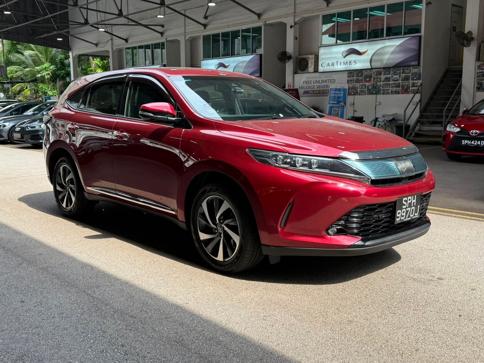 Used Toyota Harrier G Grade for sale in Singapore